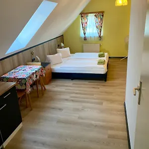 3* Vendégház - Alt - Strassgang